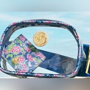 NWT Lilly Pulitzer clear belt bag  in Dahlia Licious Accessories